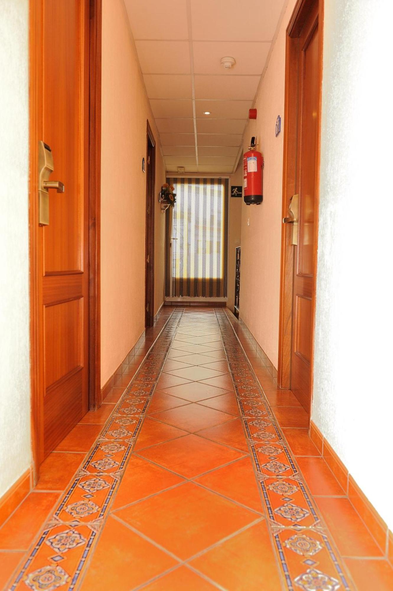 Hostal Jayma Salobrena Ngoại thất bức ảnh